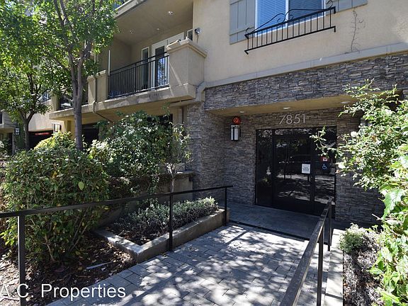 2nd image of 7851 Ventura Canyon Ave #101