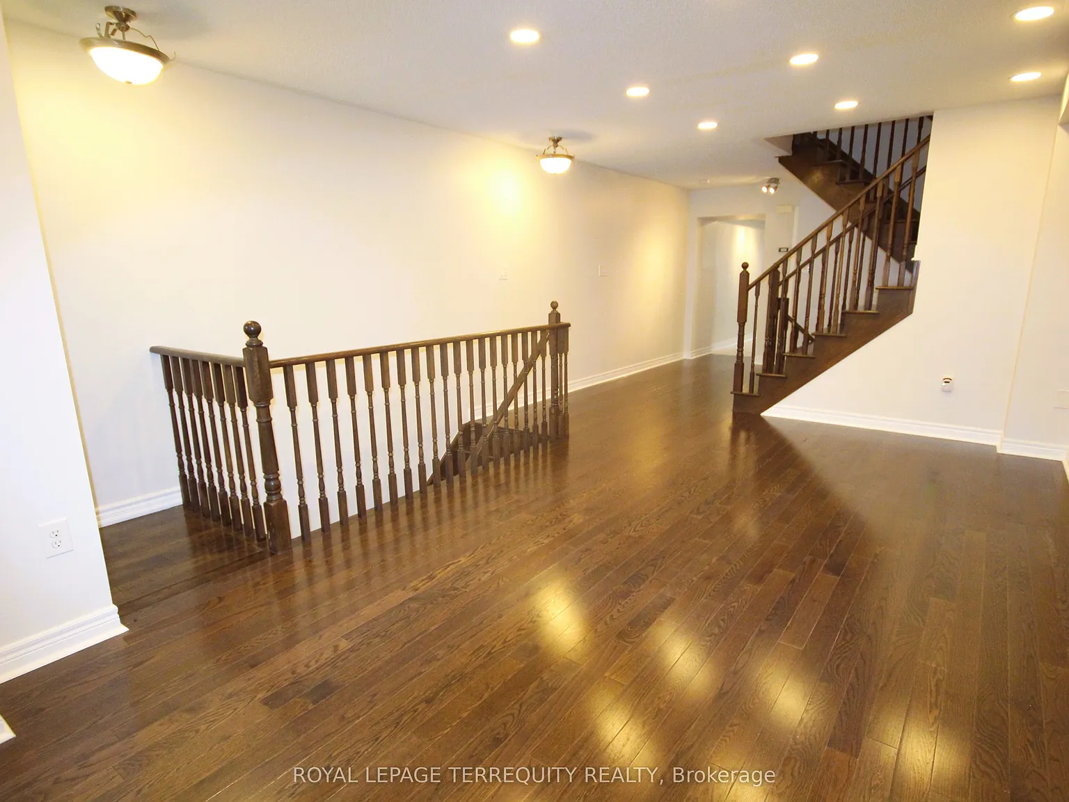 3 bed, $2,799 — Photo 3