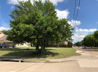 6827 Windrock Rd, Dallas, TX 75252