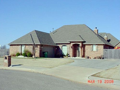 1st image of 2015 Mimosa Dr NW