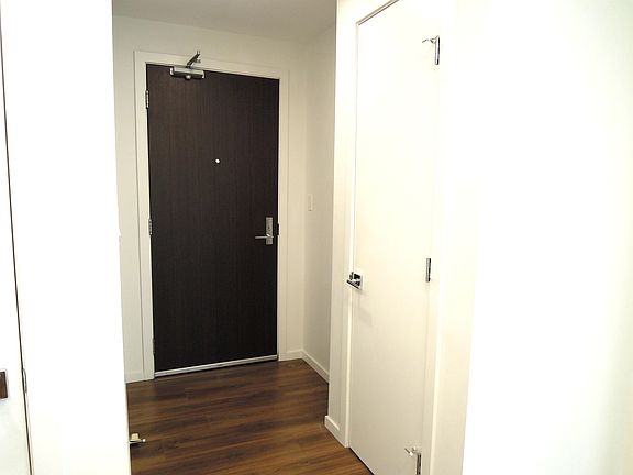 5th image of 1888 Gilmore Ave #2103