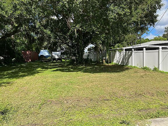 2nd image of 10109 Alma St