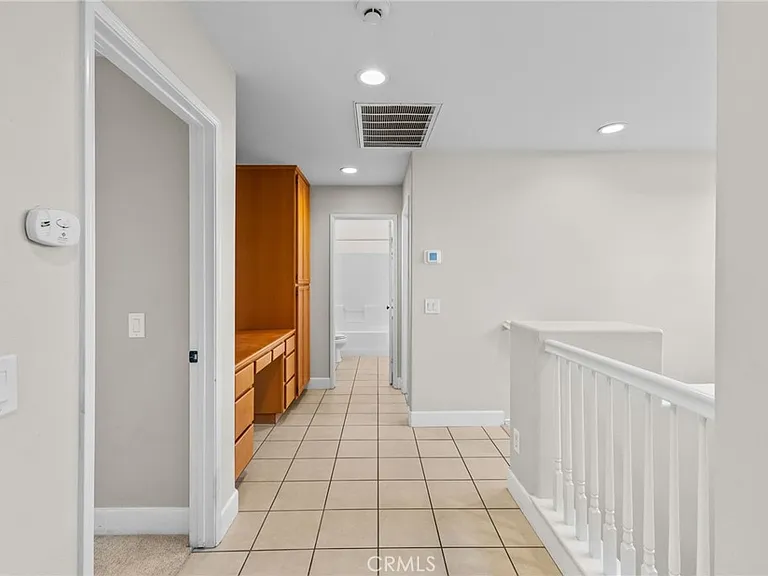 28403 Ravenna St — Photo 17