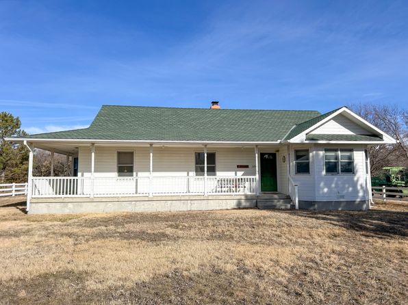 315 27th Rd, Stockton, KS 67669