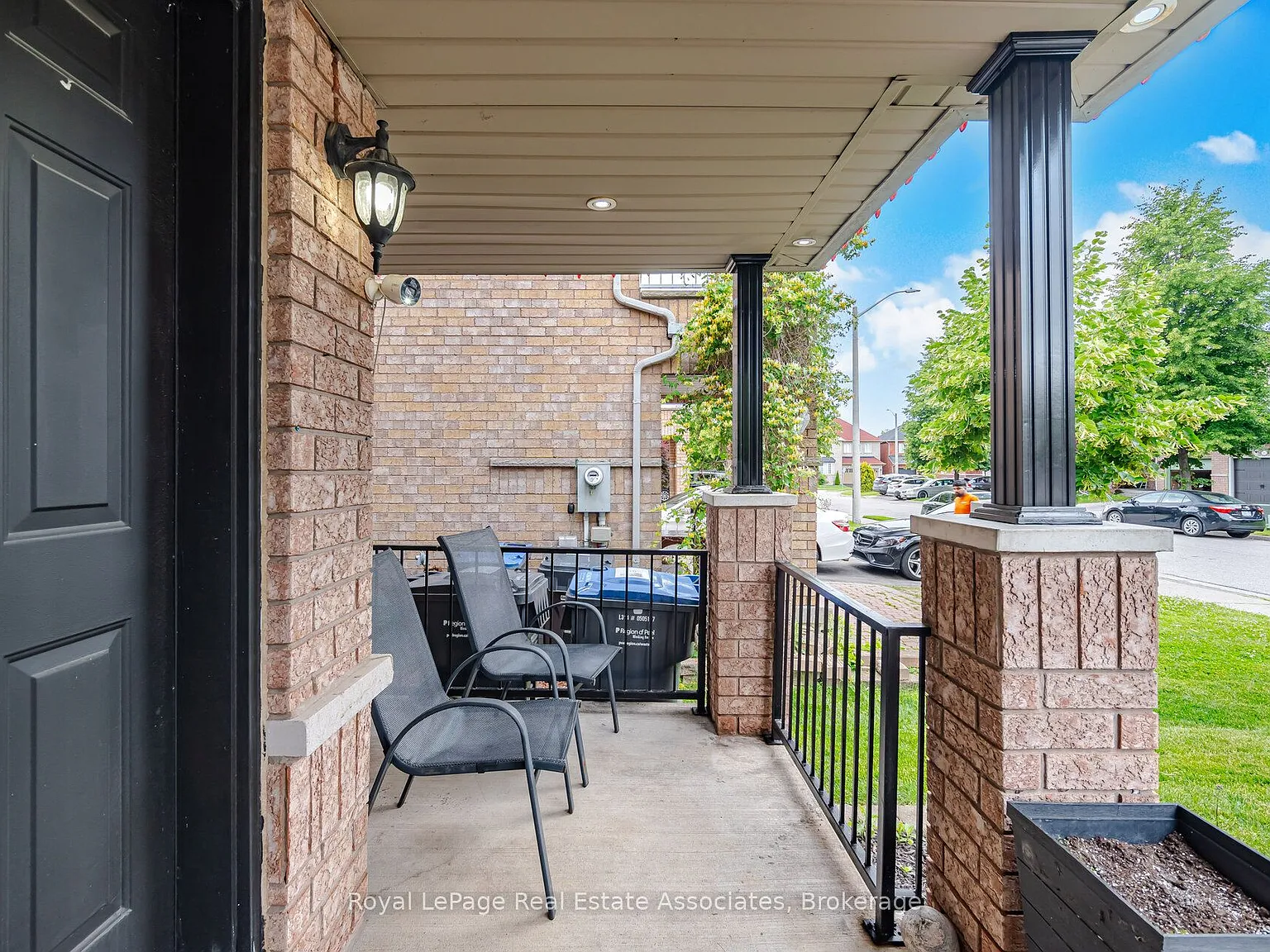 4 bed, $2,850 — Photo 3
