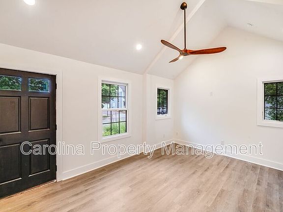 5th image of 465 W Worthington Ave