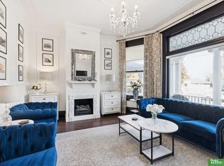 3017 Pacific St, Omaha, NE 68105