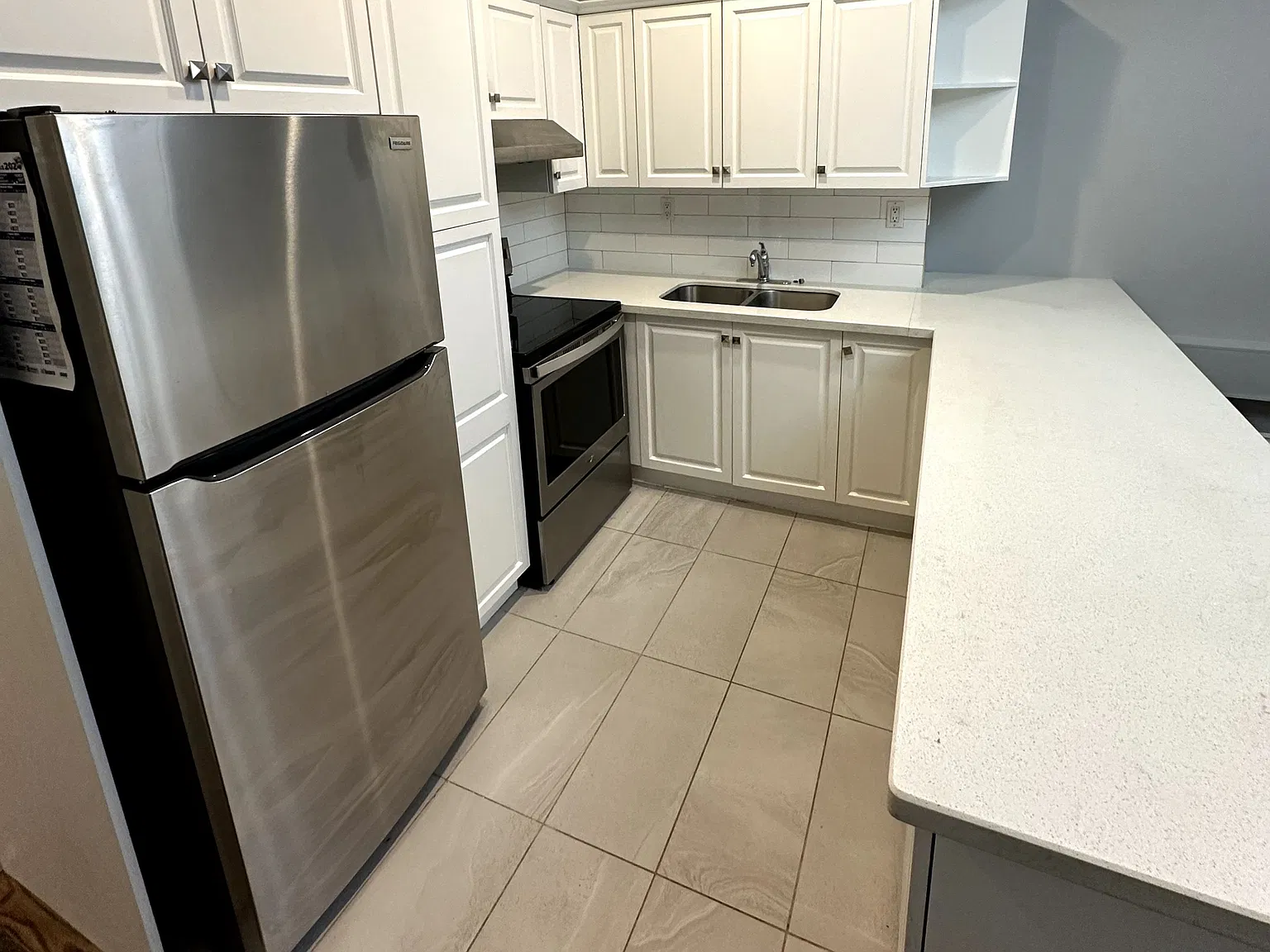 2 bed, $2,599 — Photo 4