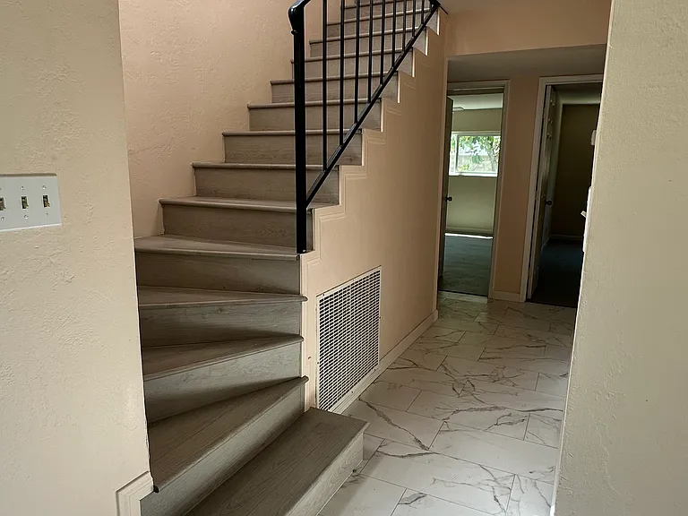 521 N Hemet St — Photo 19