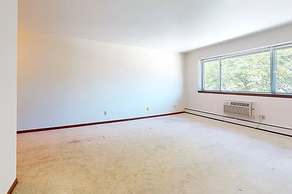2545 N. Frederick Ave. — Photo 35