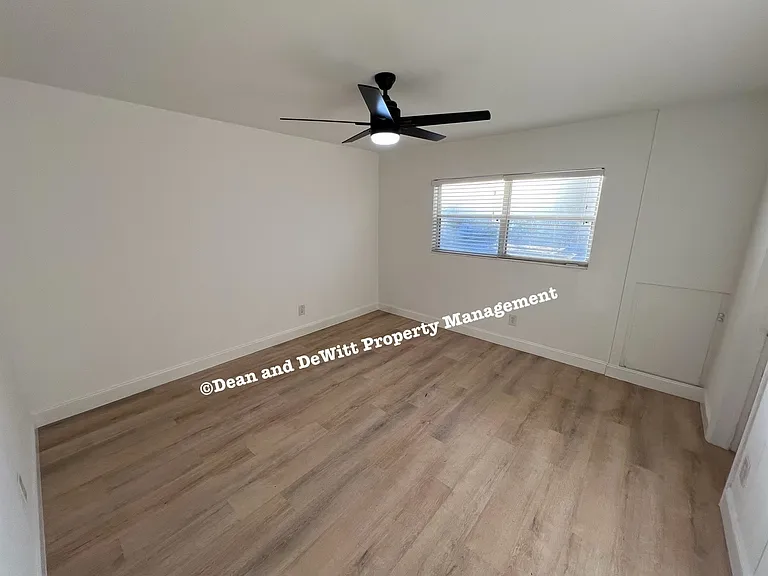 7035 4th Ave N #8 — Photo 9