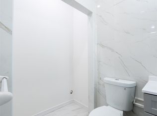 8 Jefferson Ave #A, Jersey City, NJ 07306
