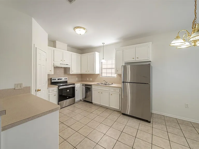 5502 Finch St #B — Photo 8