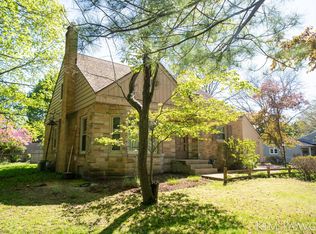 1462 32nd St SE, Grand Rapids, MI 49508