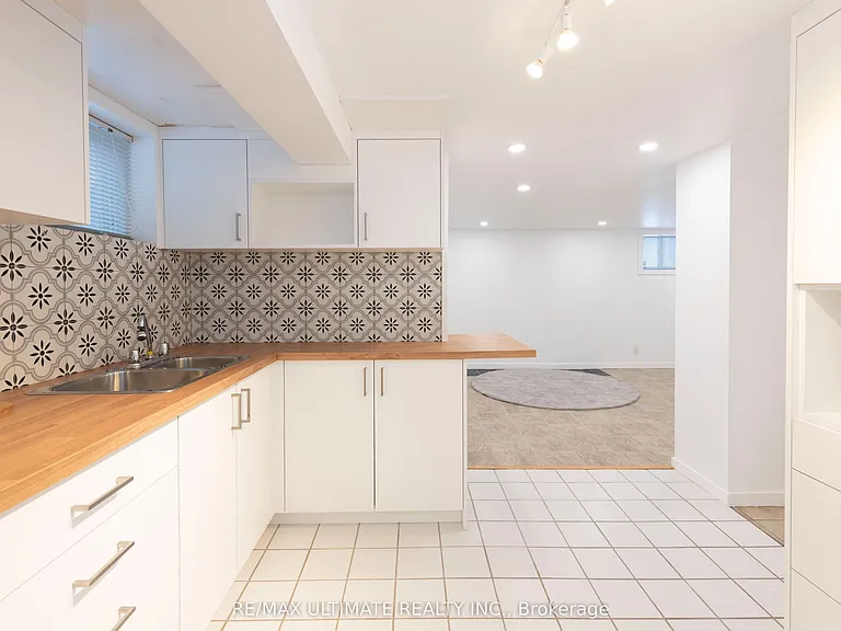 7 Joanith Dr — Photo 18