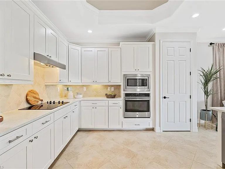28557 Westmeath Ct — Photo 9