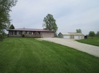 16132 E State Highway 9, Canton, IL 61520