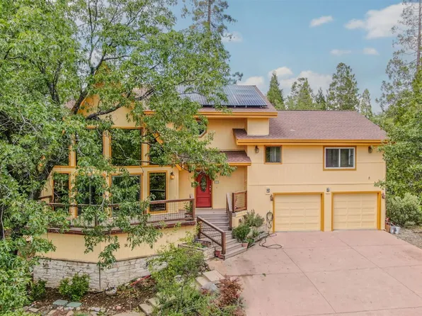 472 Redbud Ct, Murphys, CA 95247