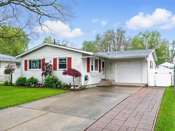 1004 S State St, Kendallville, IN 46755