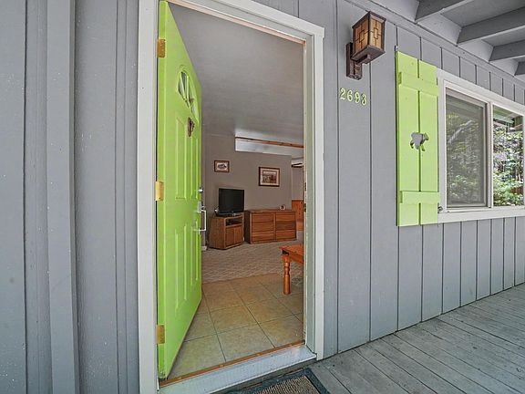 4th image of 2693 Country Club Dr