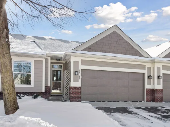 1009 Victoria Greens Blvd, Victoria, MN 55386