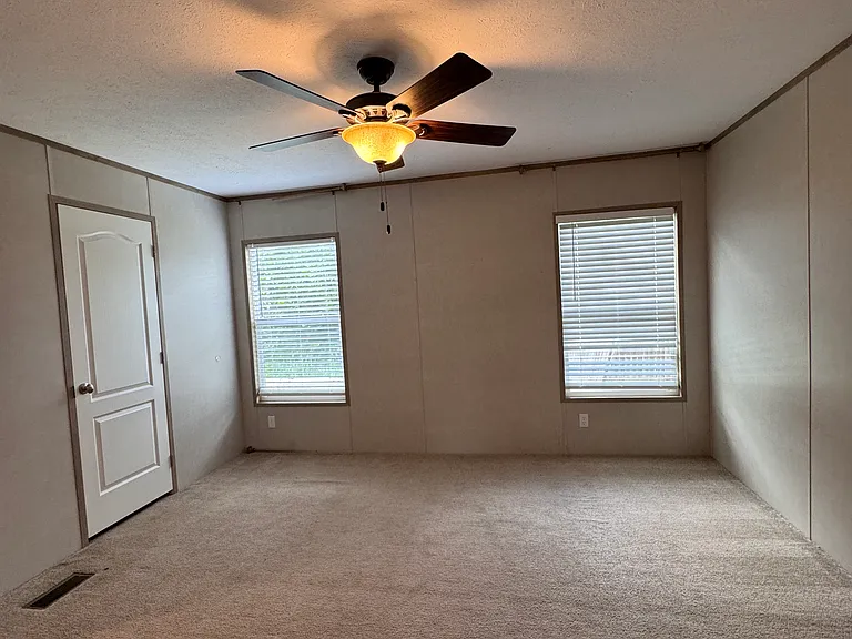 27 Dew Drop Rd — Photo 26