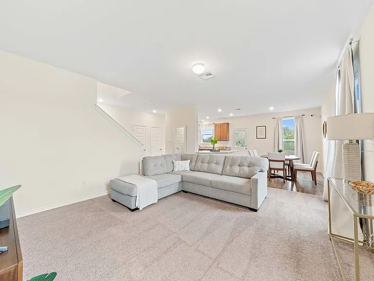10643 W Military Dr #33 — Photo 5