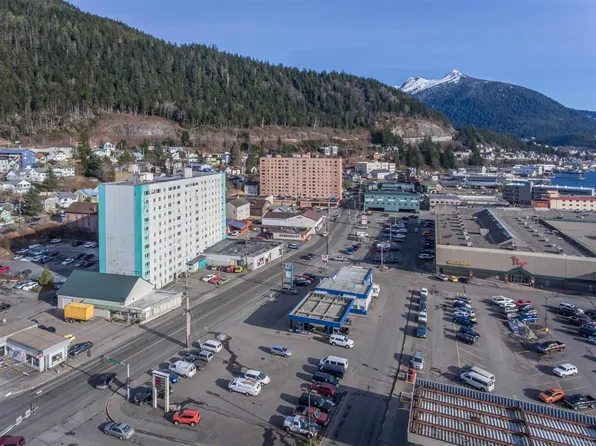 2415 Hemlock Ave, Ketchikan, AK 99901