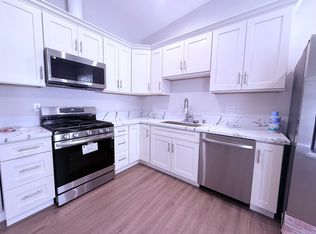 9331 Louise Ave, Northridge, CA 91325