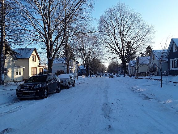 5th image of 1225 Woodbridge St
