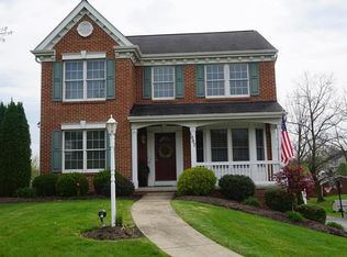 1007 Fieldstone Dr, Canonsburg, PA 15317
