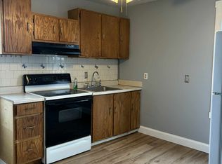 216 Jefferson St #2, Fall River, MA 02721