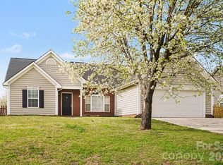 9411 Misty Arbor Way, Charlotte, NC 28269