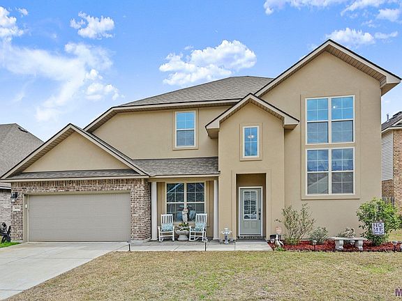 3rd image of 36992 Oak Haven Dr