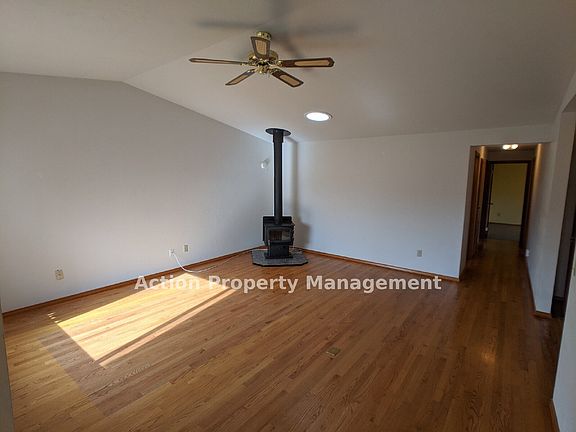 4th image of 330 N Honeycomb Cir