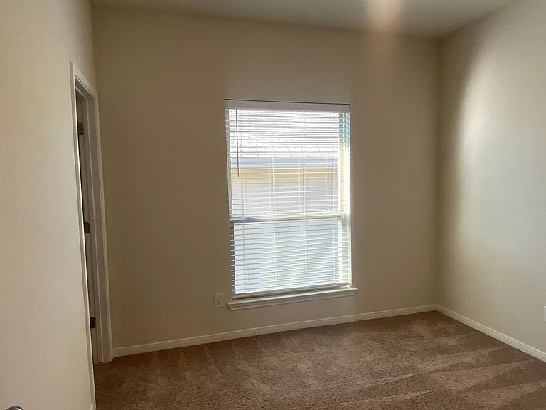 2220 Chia Ct — Photo 19