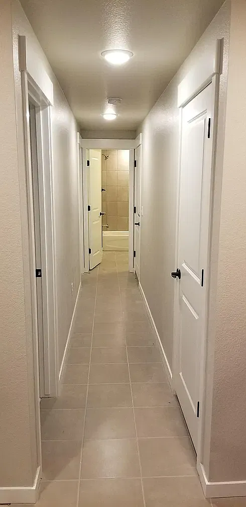 2 bed, 900 sqft, $1,600 — Photo 4
