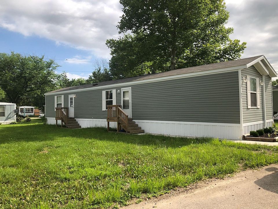 1st image of 805 Greenlawn St