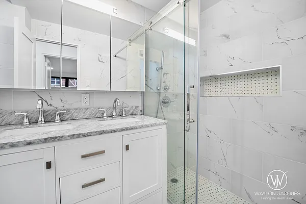 Sold by Oxford Property Group | media 2