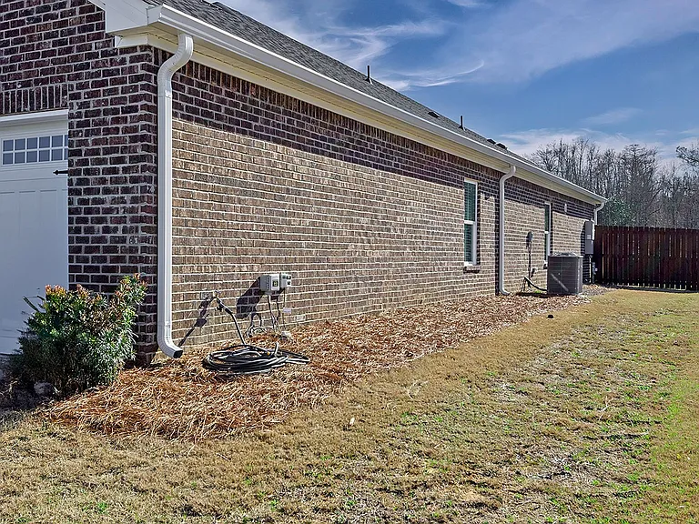 53 Ann James Dr — Photo 3