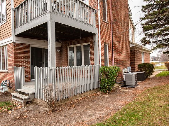 2nd image of 1619 Courtland Dr
