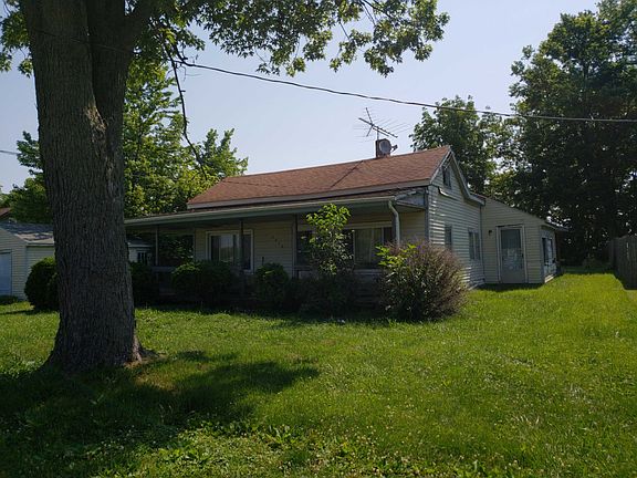 3rd image of 3276 Long St