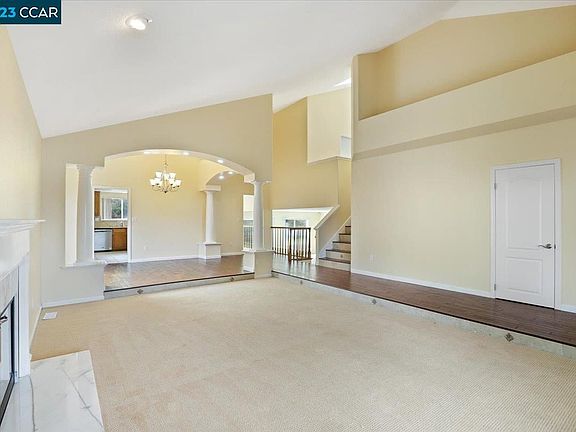 4th image of 5302 Saddleback Ct