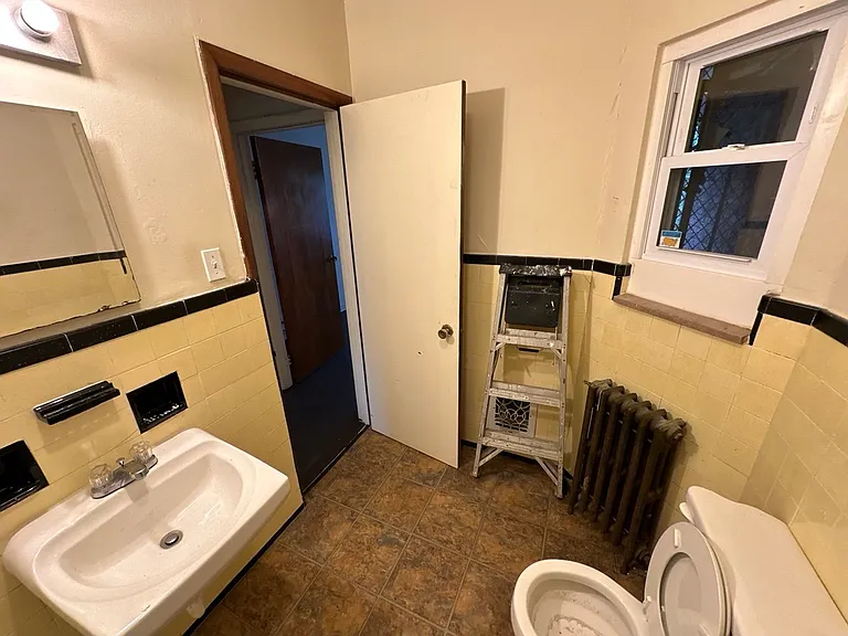 421 N Homewood Ave #4 — Photo 9