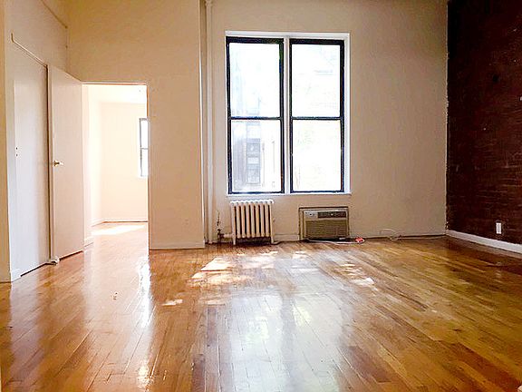 3rd image of 312 E 89th St