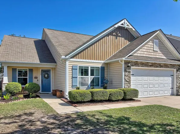 132 Castlefield Dr, Lexington, SC 29073