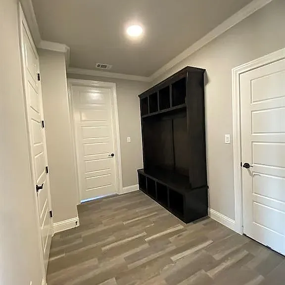600 Lydia Ct — Photo 4