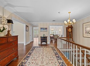 52 Oakledge Rd, Bronxville, NY 10708