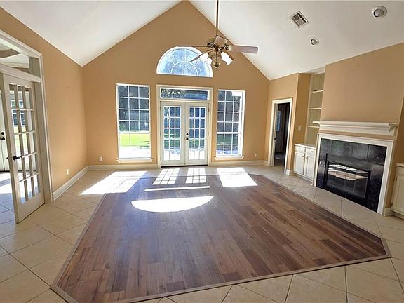 5th image of 116 Jessica Dr