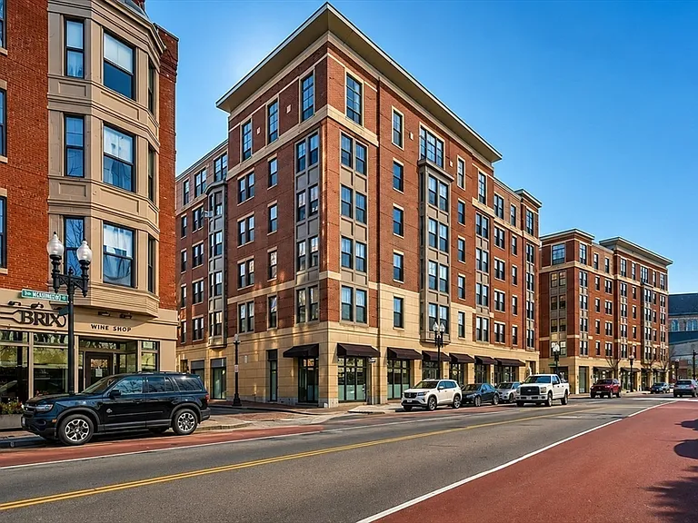 2 Rollins St #D604 — Photo 12